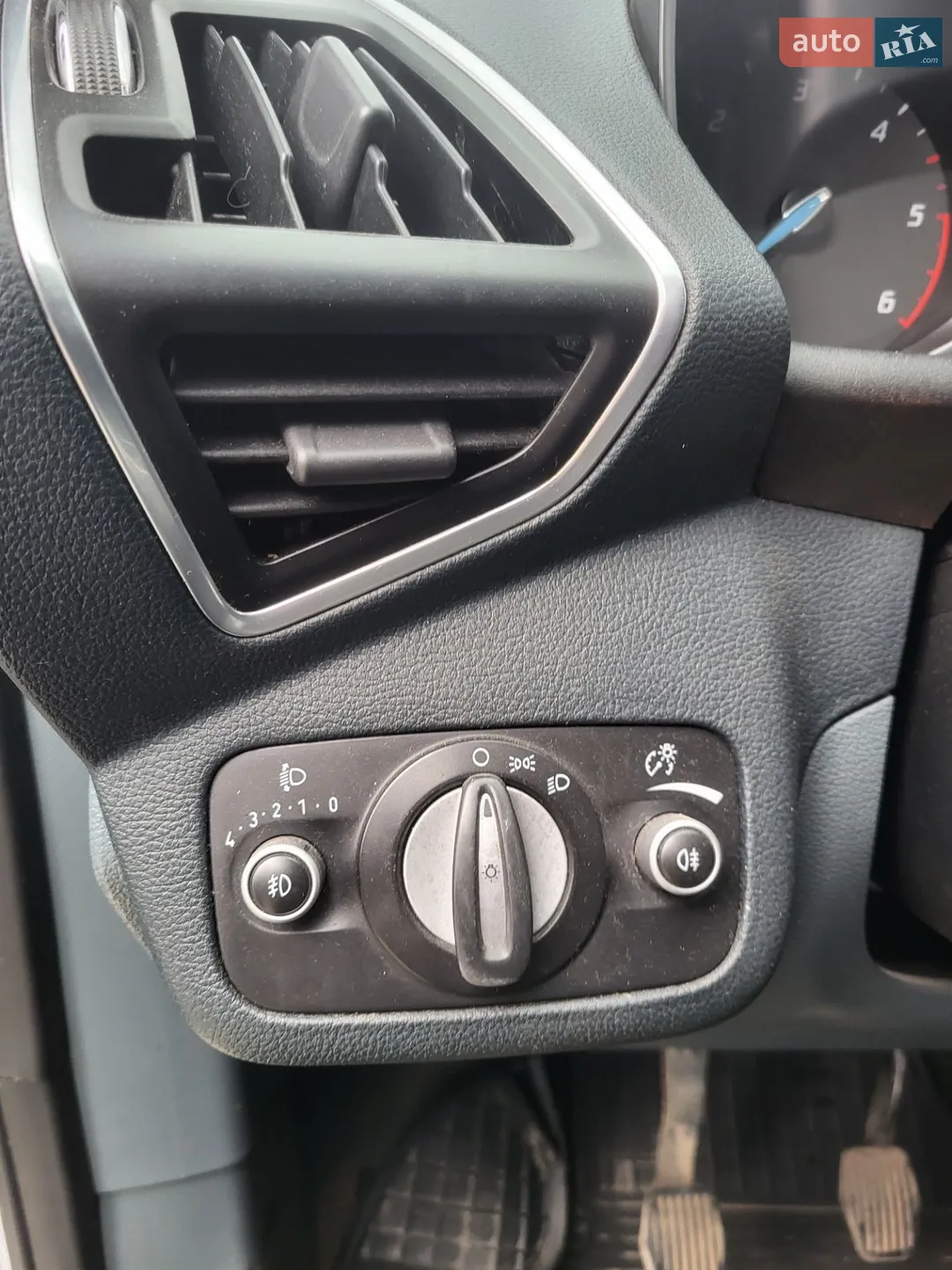 2011 Ford C-MAX - мініатюра 22