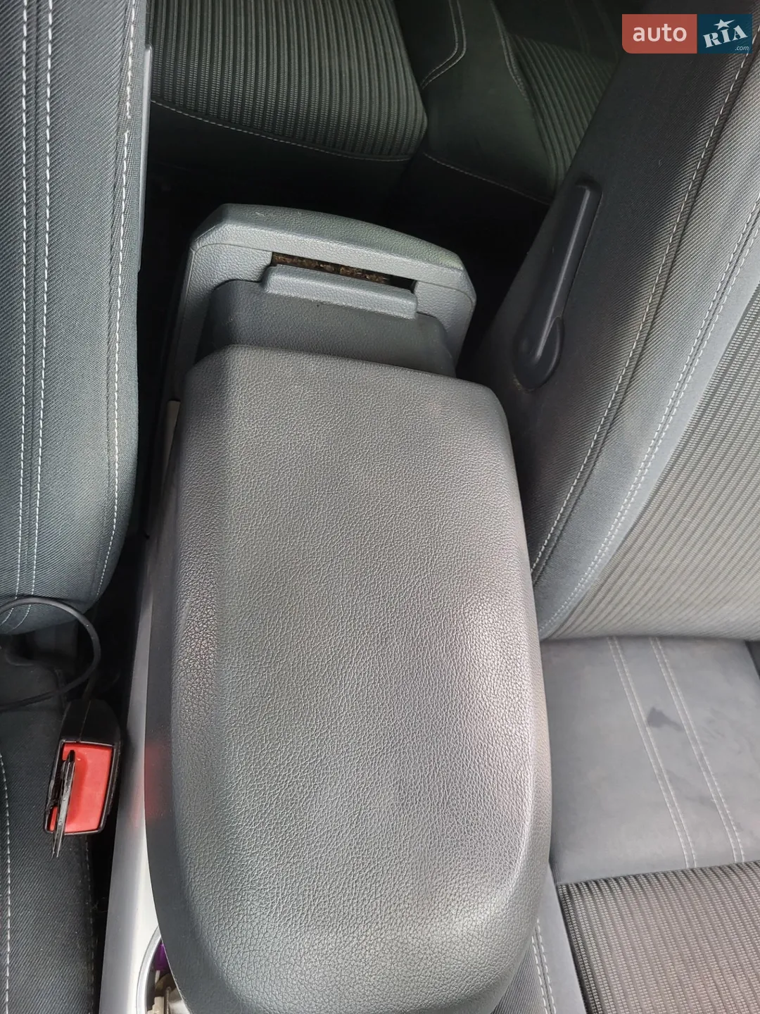 2011 Ford C-MAX - мініатюра 25