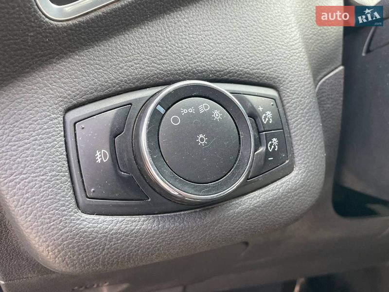 Мінівен Ford C-Max 2013 в Києві