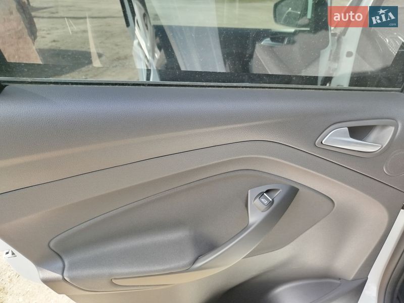 Мінівен Ford C-Max 2015 в Красилові