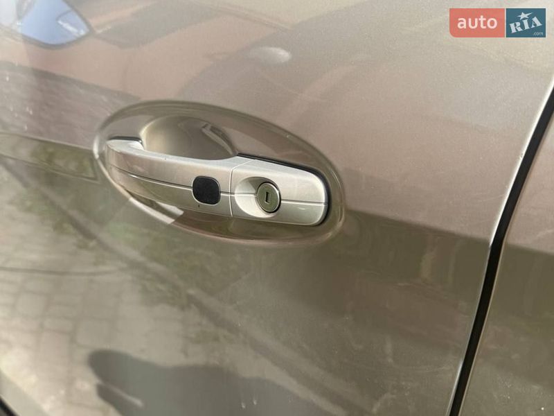 Мінівен Ford C-Max 2015 в Івано-Франківську