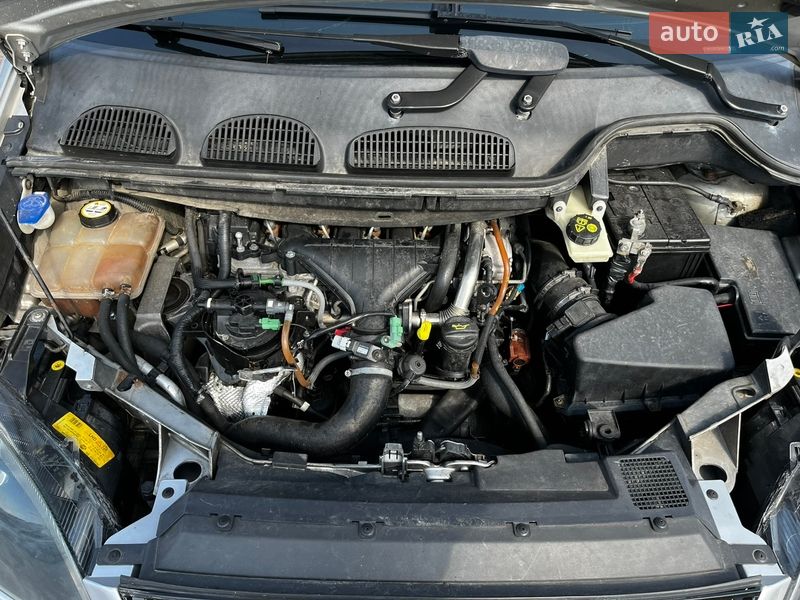 Минивэн Ford C-Max 2004 в Одессе фото 8 Минивэн Ford C-Max 2004 в Одессе