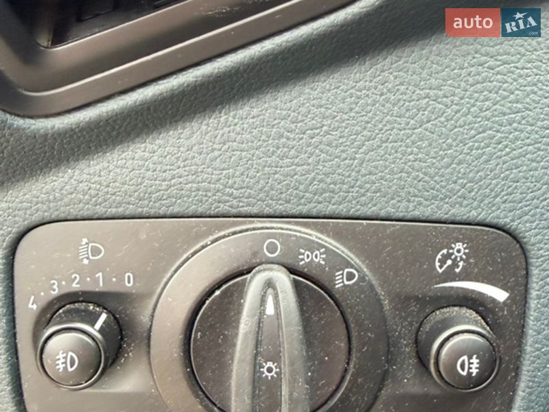 Мінівен Ford C-Max 2014 в Рівному