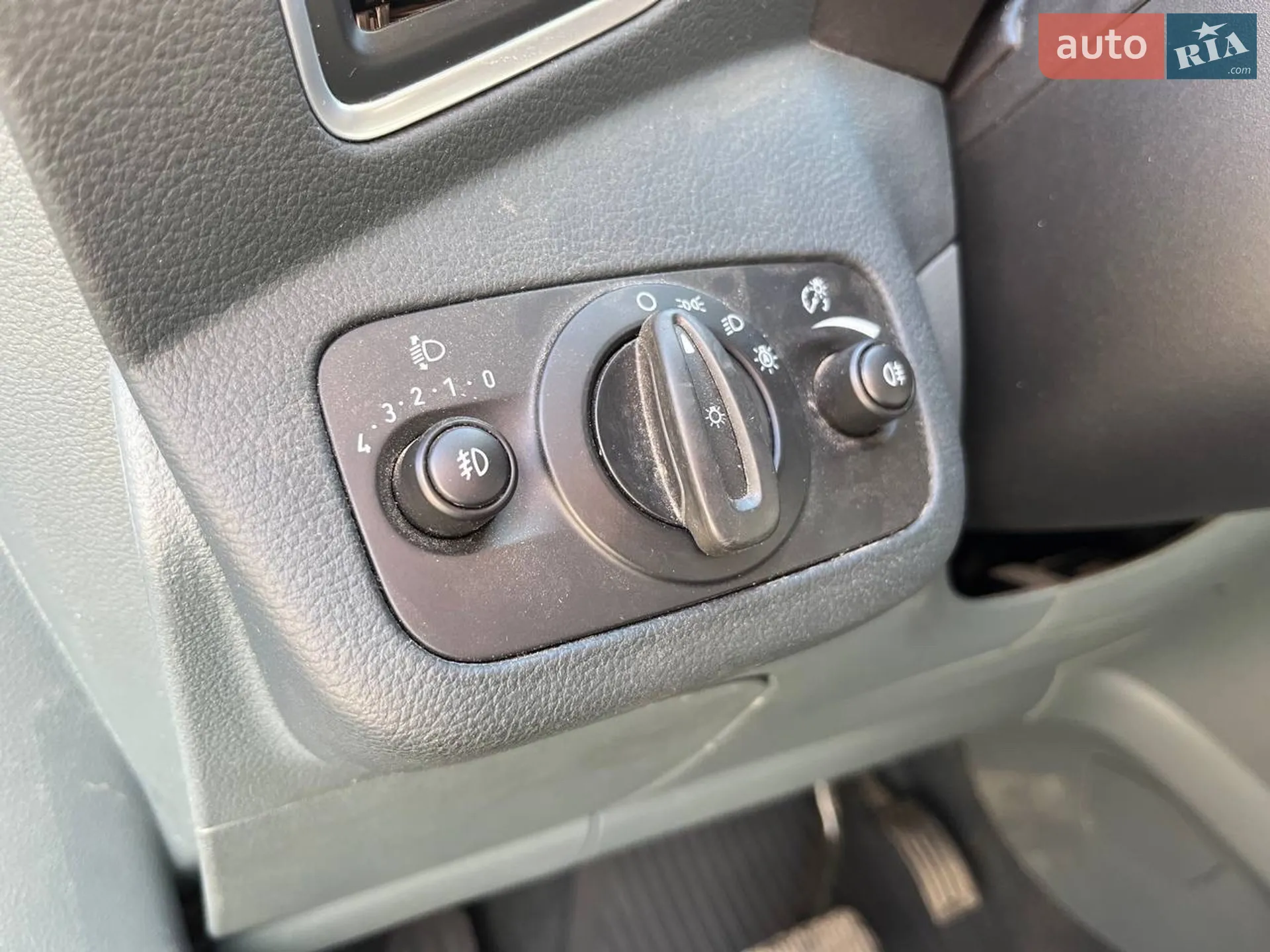 2013 Ford C-MAX - мініатюра 28