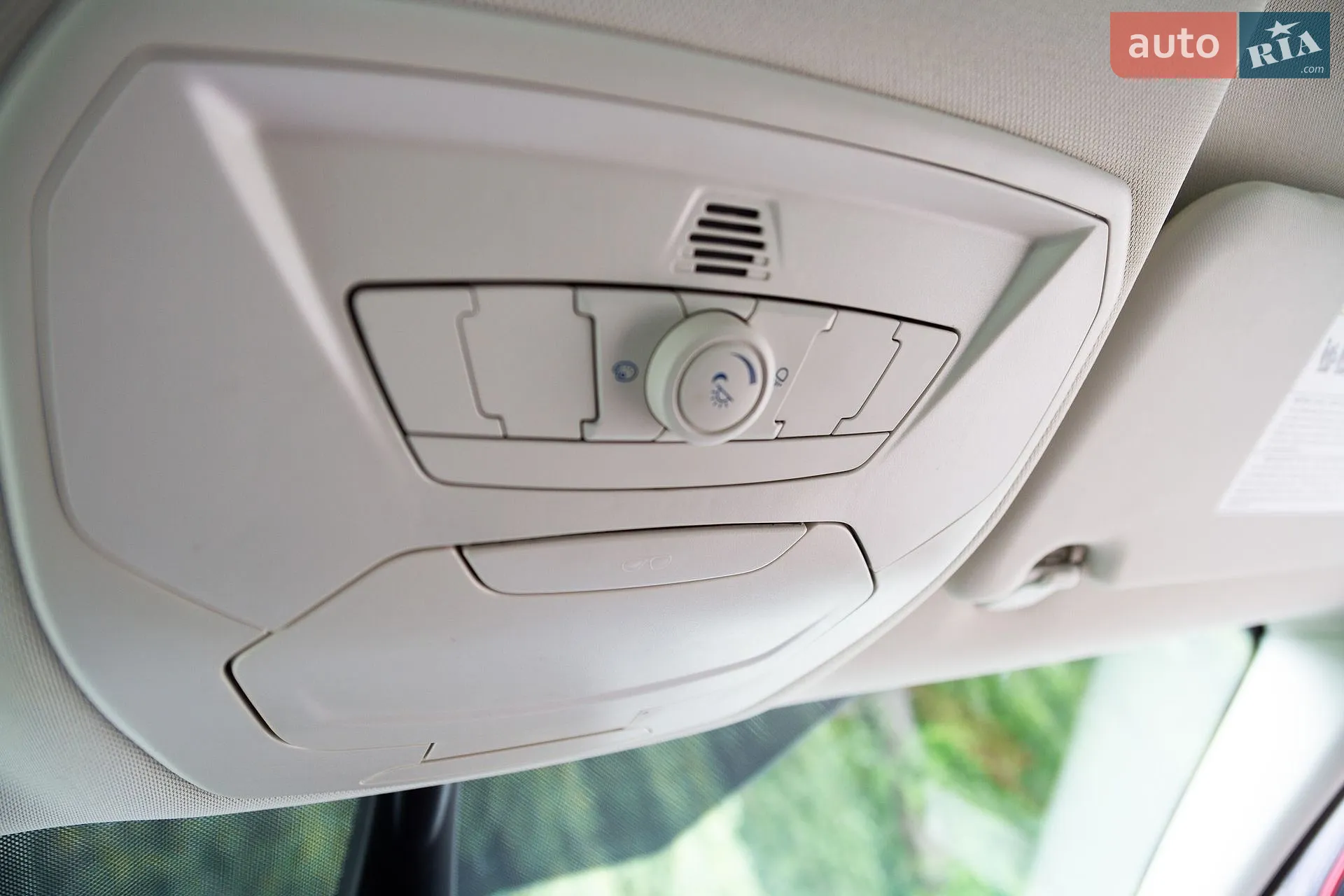 2015 Ford C-MAX - мініатюра 31