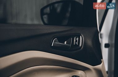 Минивэн Ford C-Max 2015 в Измаиле