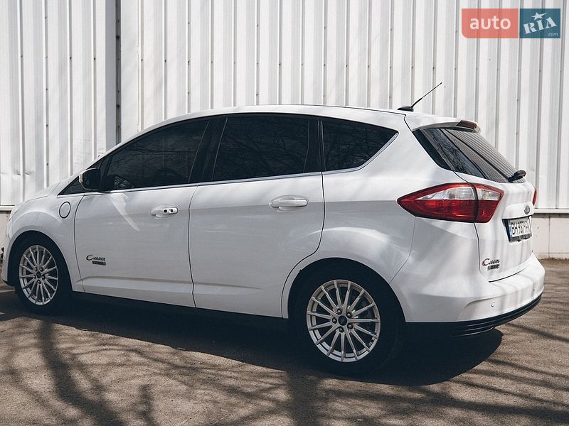Минивэн Ford C-Max 2015 в Измаиле