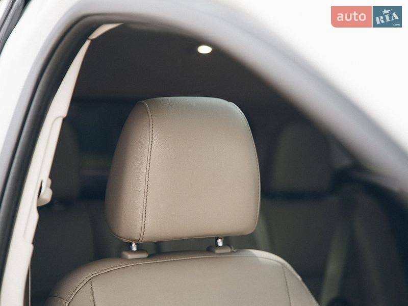 Минивэн Ford C-Max 2015 в Измаиле
