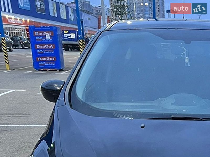 Минивэн Ford C-Max 2011 в Киеве
