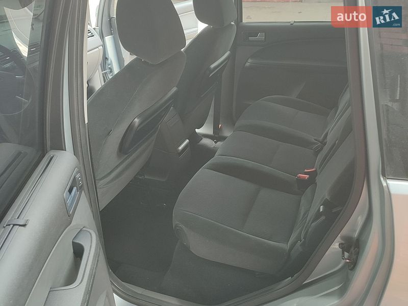 Мінівен Ford C-Max 2004 в Кривому Розі