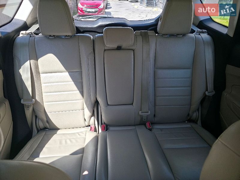 Мінівен Ford C-Max 2015 в Луцьку