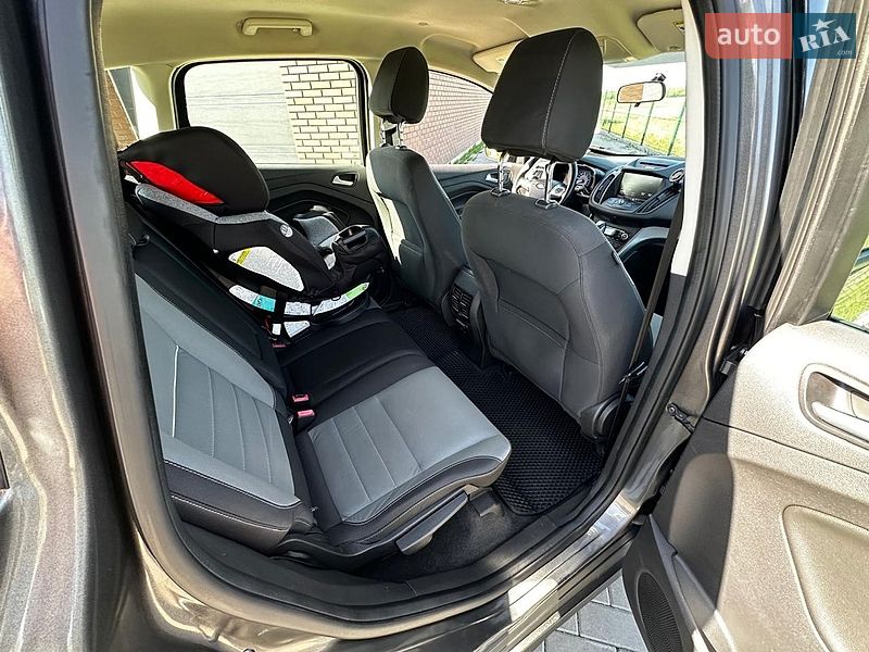 Минивэн Ford C-Max 2013 в Луцке