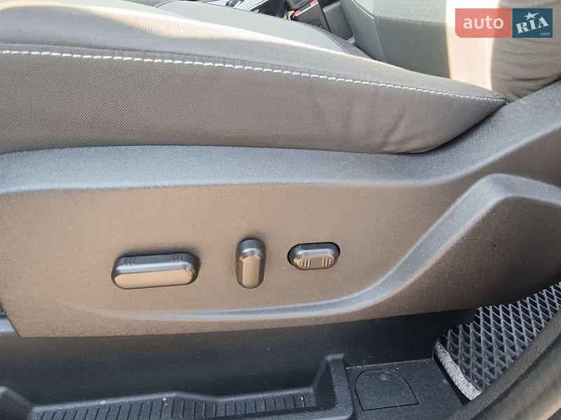 Минивэн Ford C-Max 2017 в Полтаве