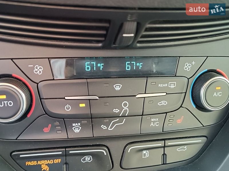 Минивэн Ford C-Max 2017 в Полтаве