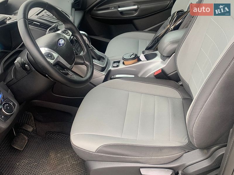 Мінівен Ford C-Max 2016 в Києві