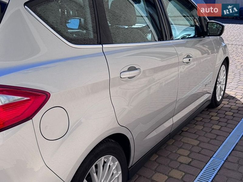 Мінівен Ford C-Max 2015 в Львові