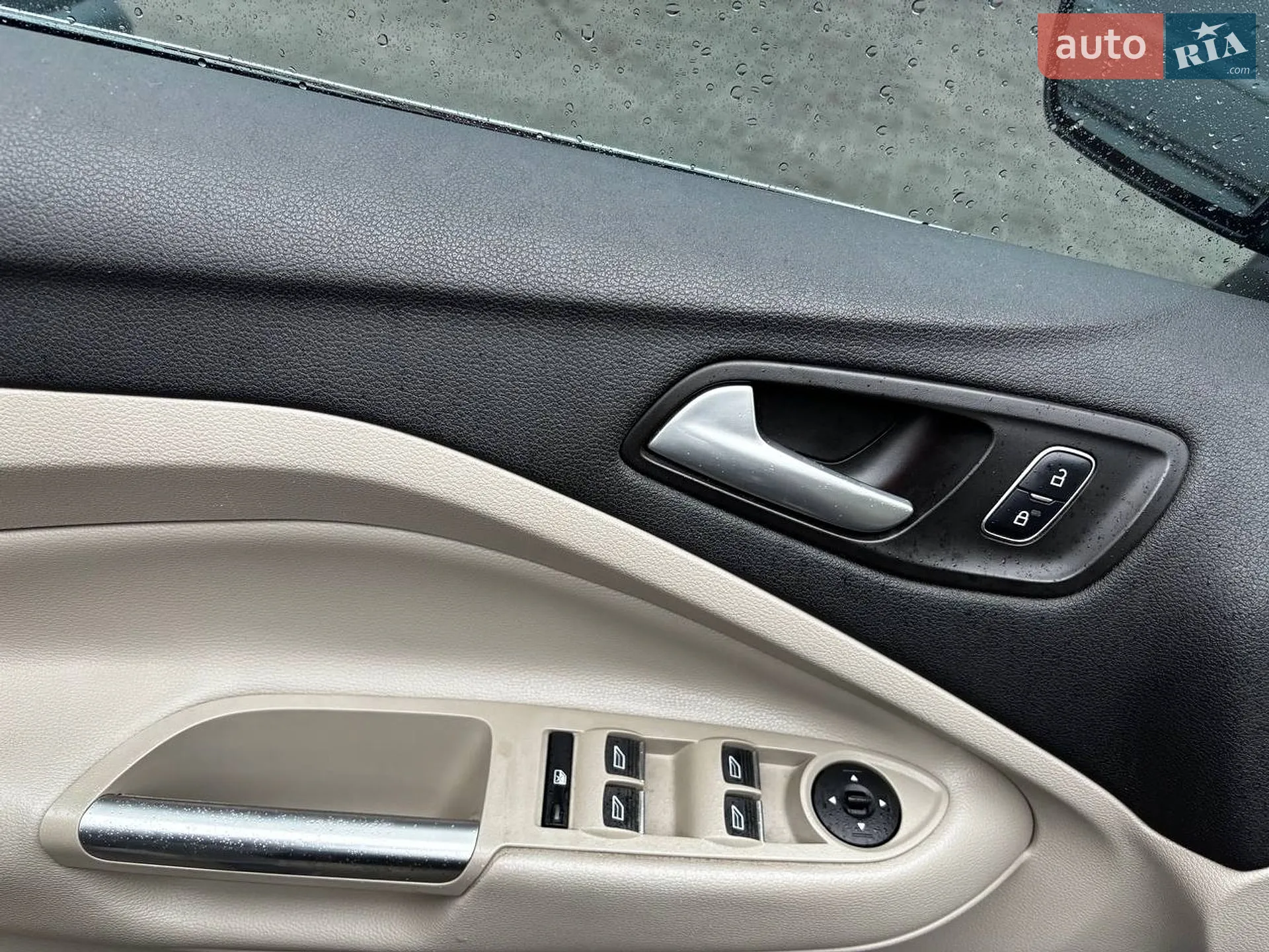 2017 Ford C-MAX - мініатюра 15