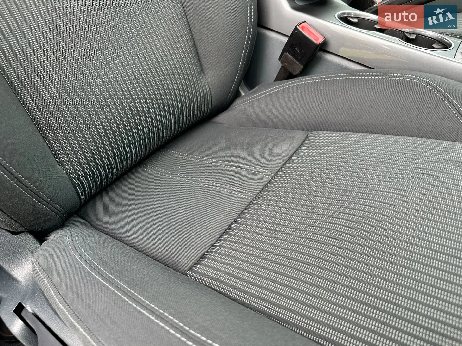 2015 Ford C-MAX - мініатюра 104