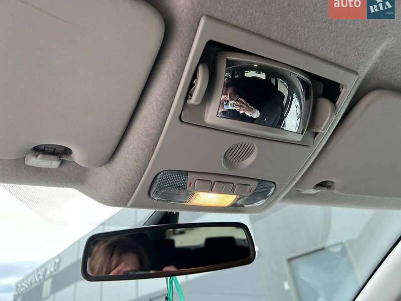 Минивэн Ford C-Max 2010 в Львове