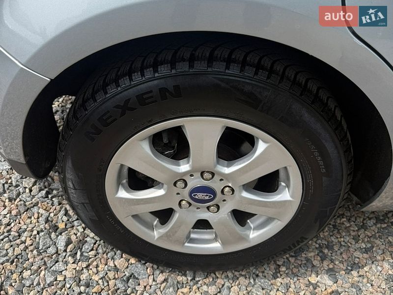 Мінівен Ford C-Max 2006 в Полтаві