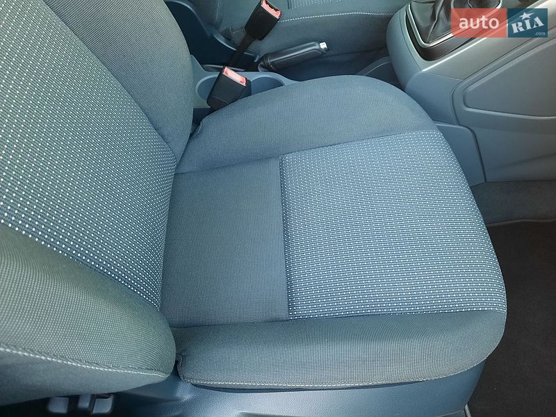 Минивэн Ford C-Max 2011 в Ровно