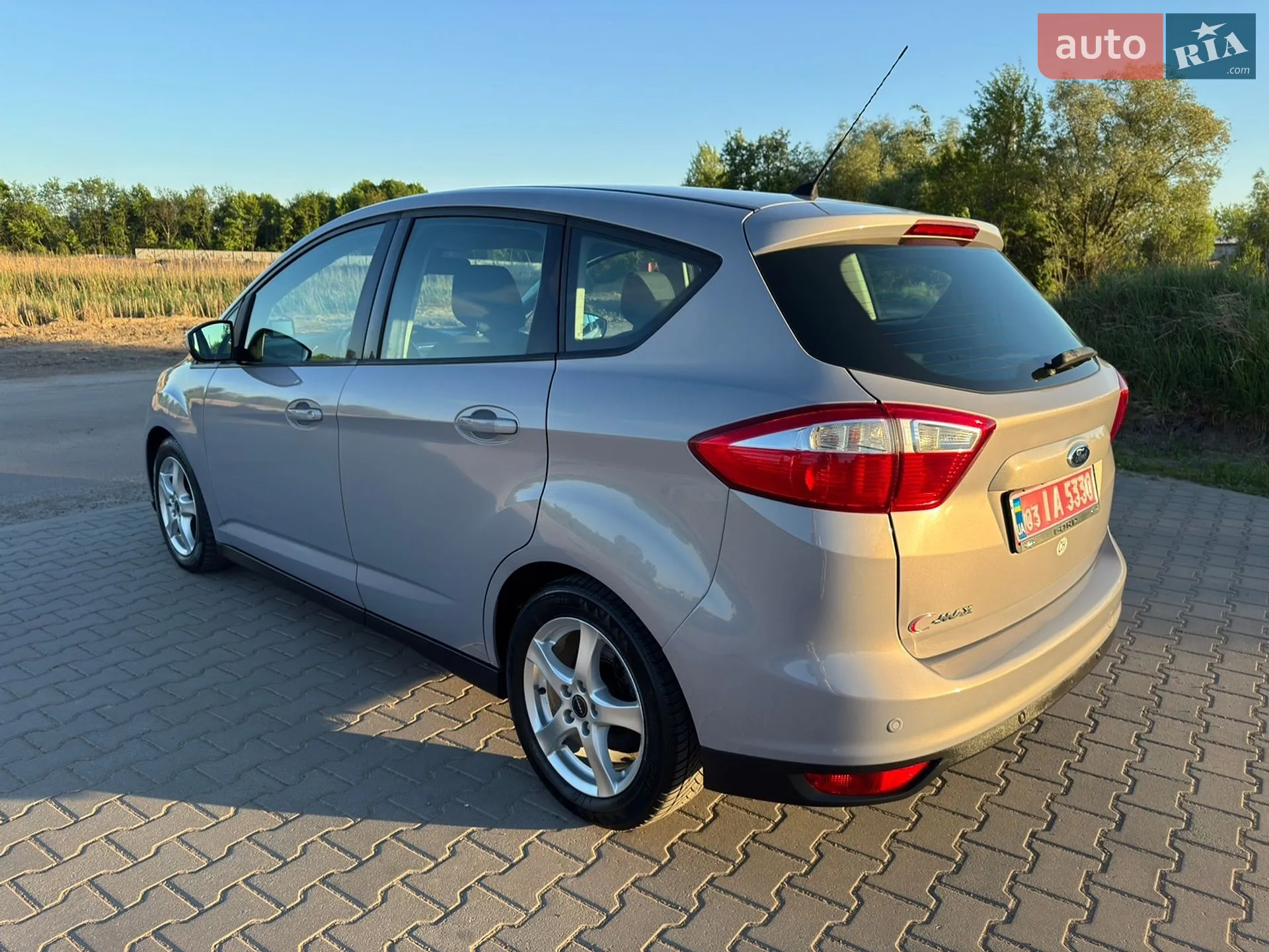2010 Ford C-MAX - мініатюра 11