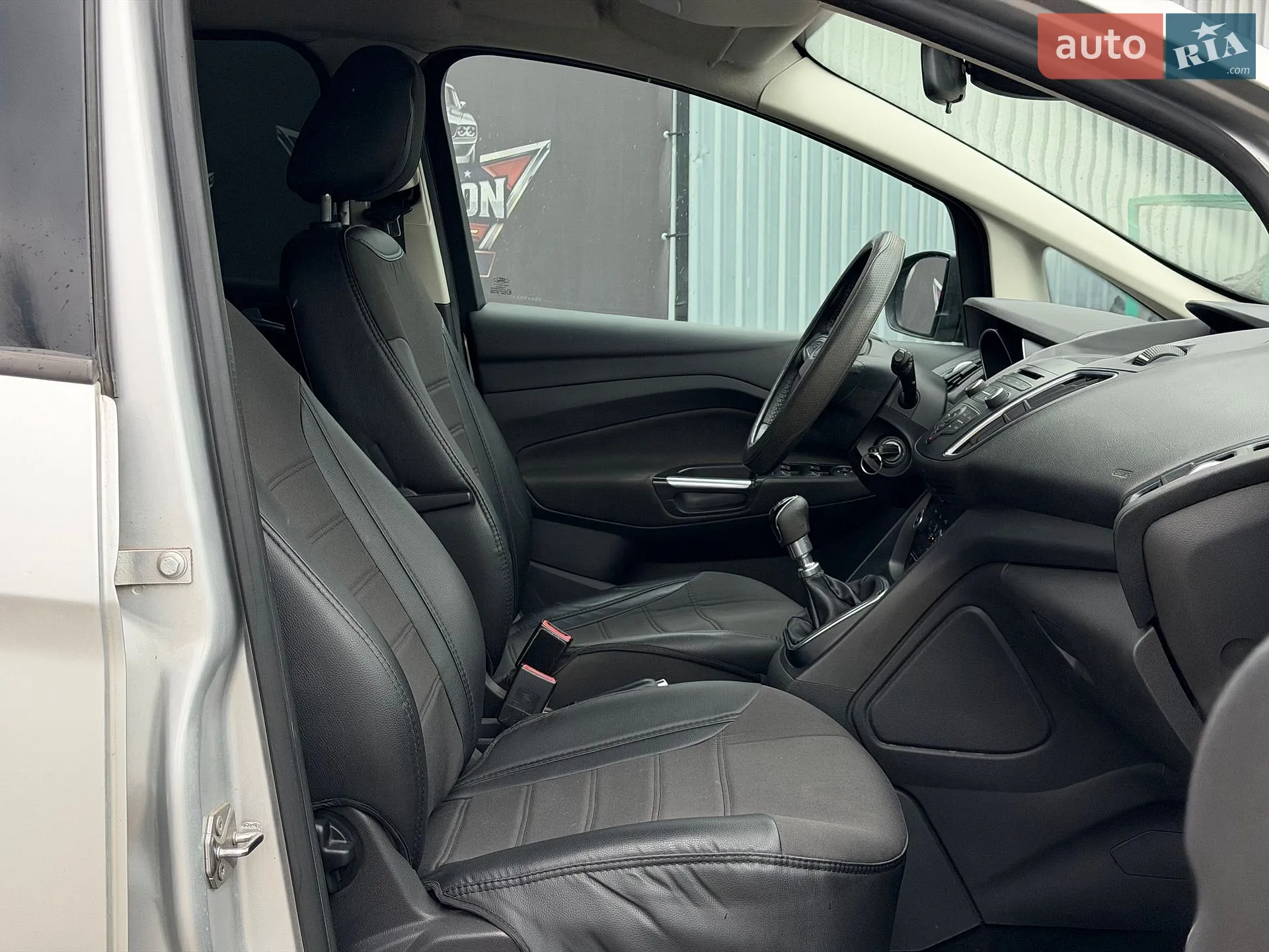 2016 Ford C-MAX - мініатюра 29