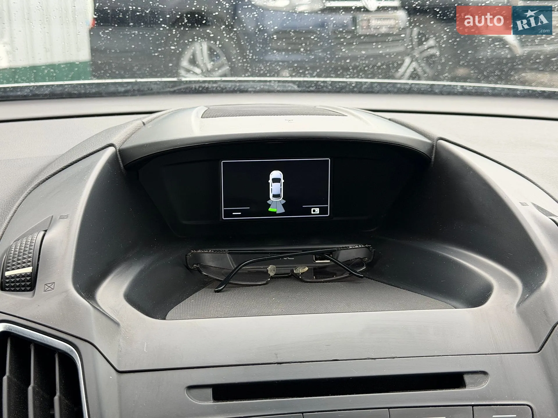2016 Ford C-MAX - мініатюра 42