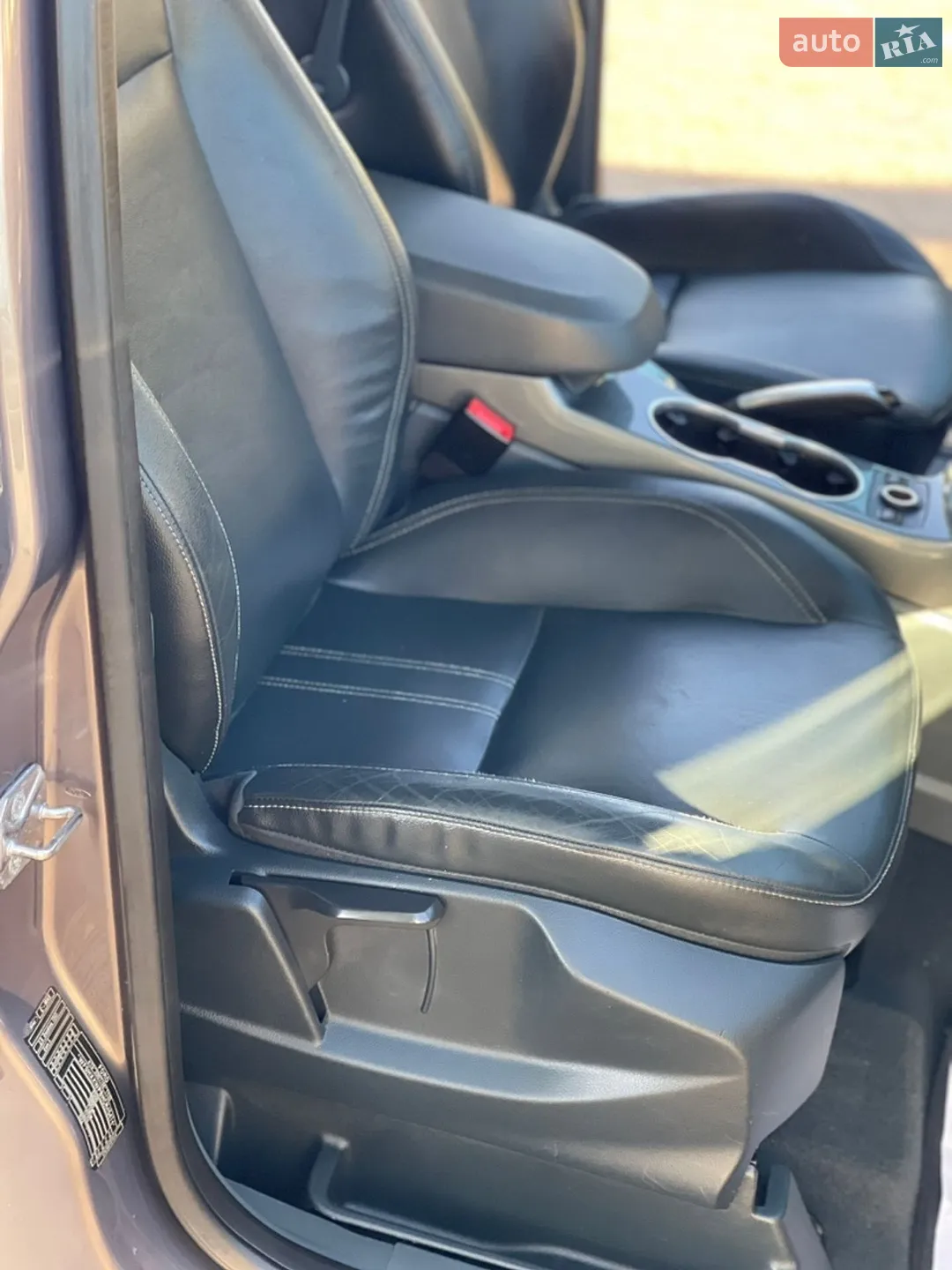 2012 Ford C-MAX - мініатюра 106