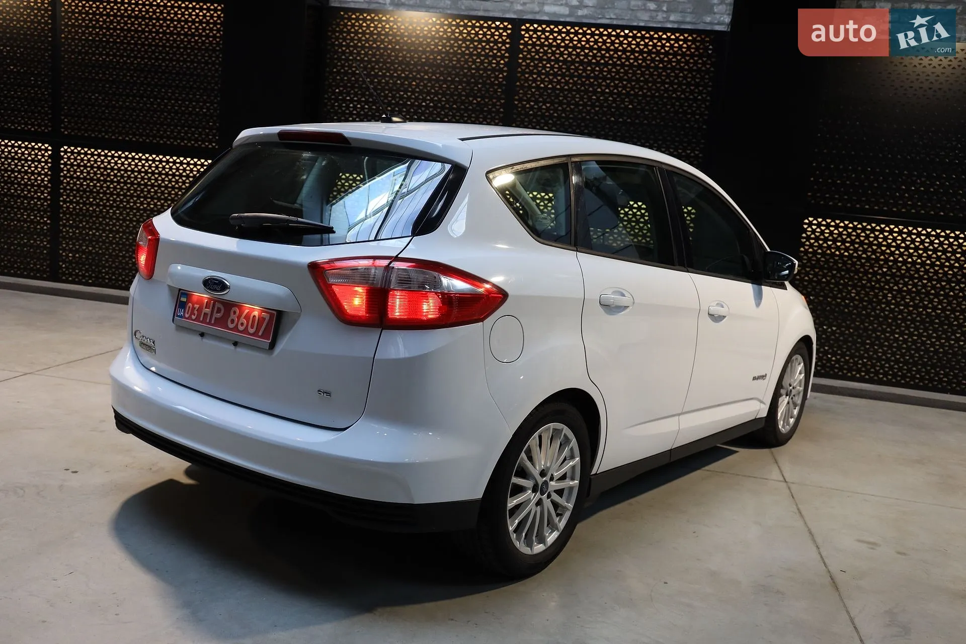2016 Ford C-MAX - мініатюра 31