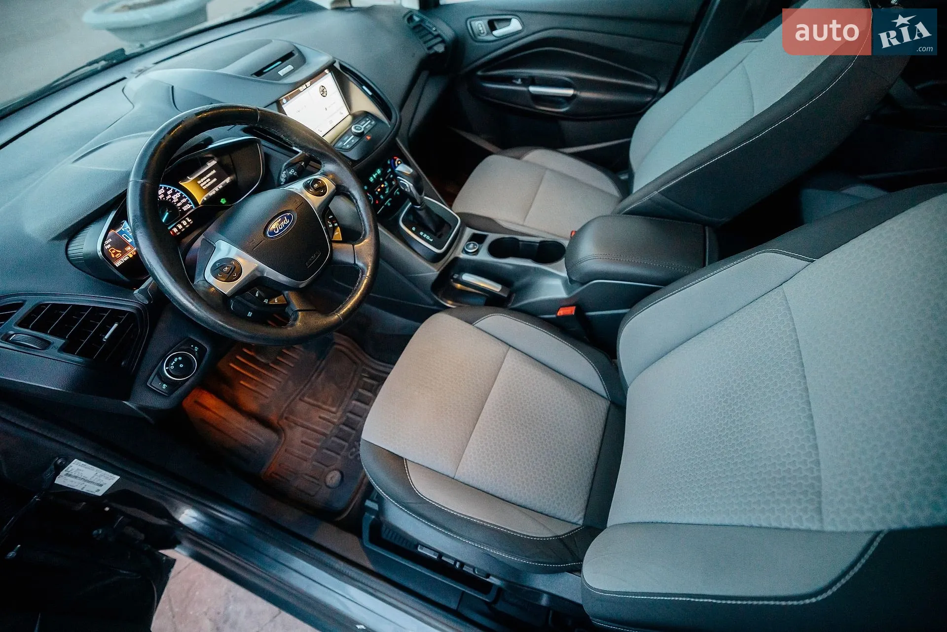 2017 Ford C-MAX - мініатюра 32