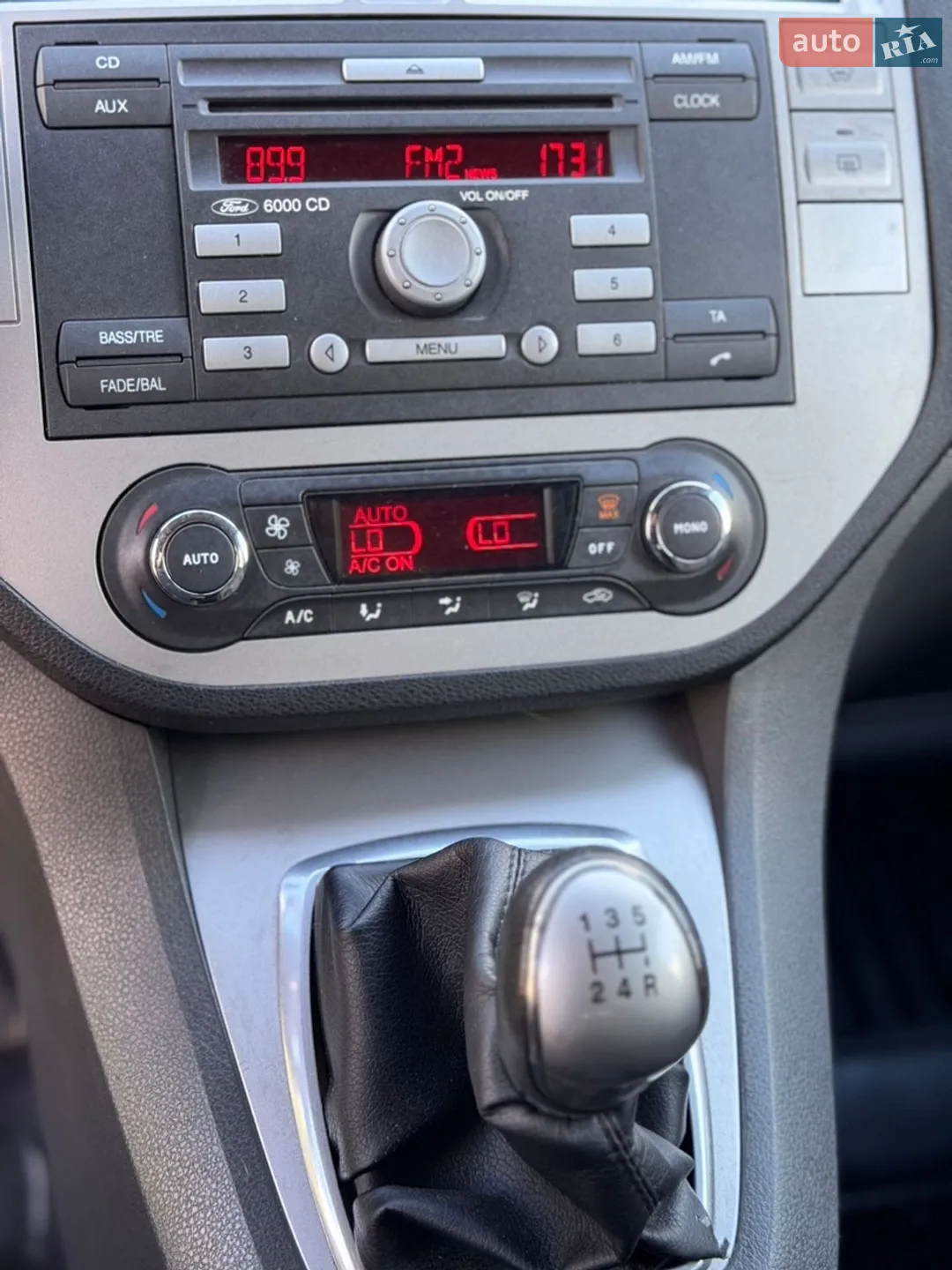 2010 Ford C-MAX - мініатюра 11