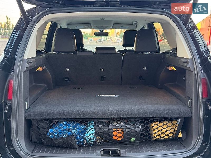 Минивэн Ford C-Max 2016 в Киеве фото 22 Минивэн Ford C-Max 2016 в Киеве
