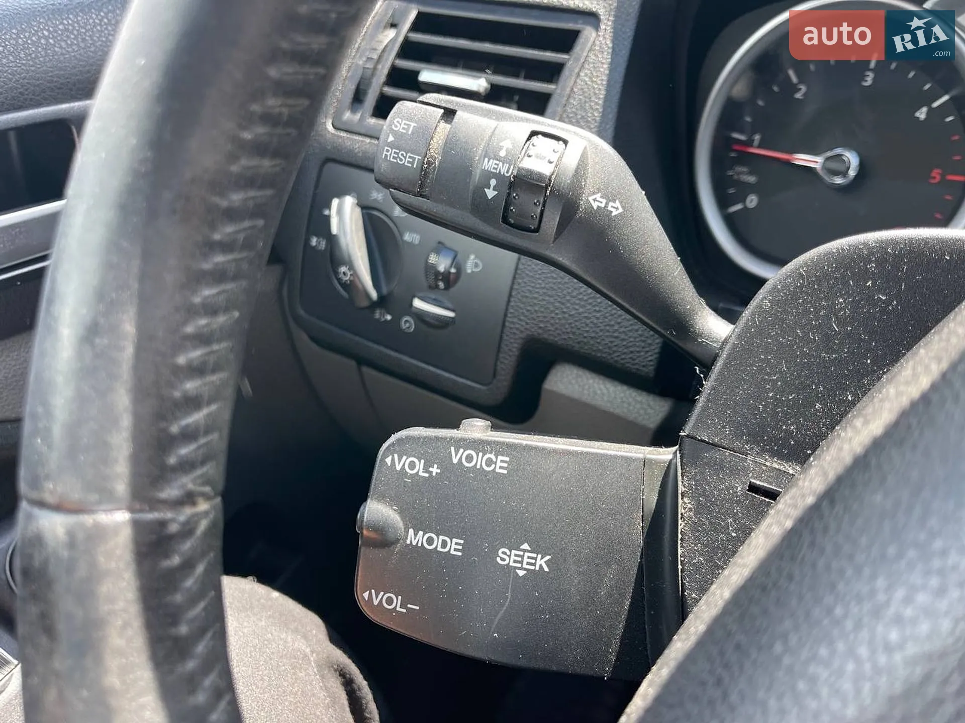 2010 Ford C-MAX - мініатюра 18