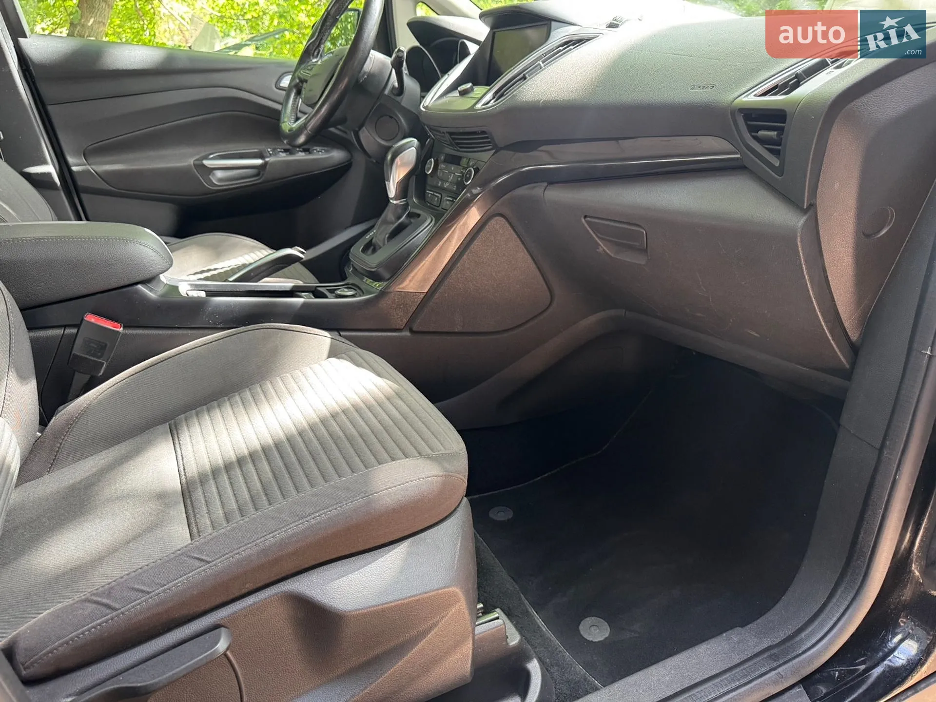 2016 Ford C-MAX - мініатюра 33