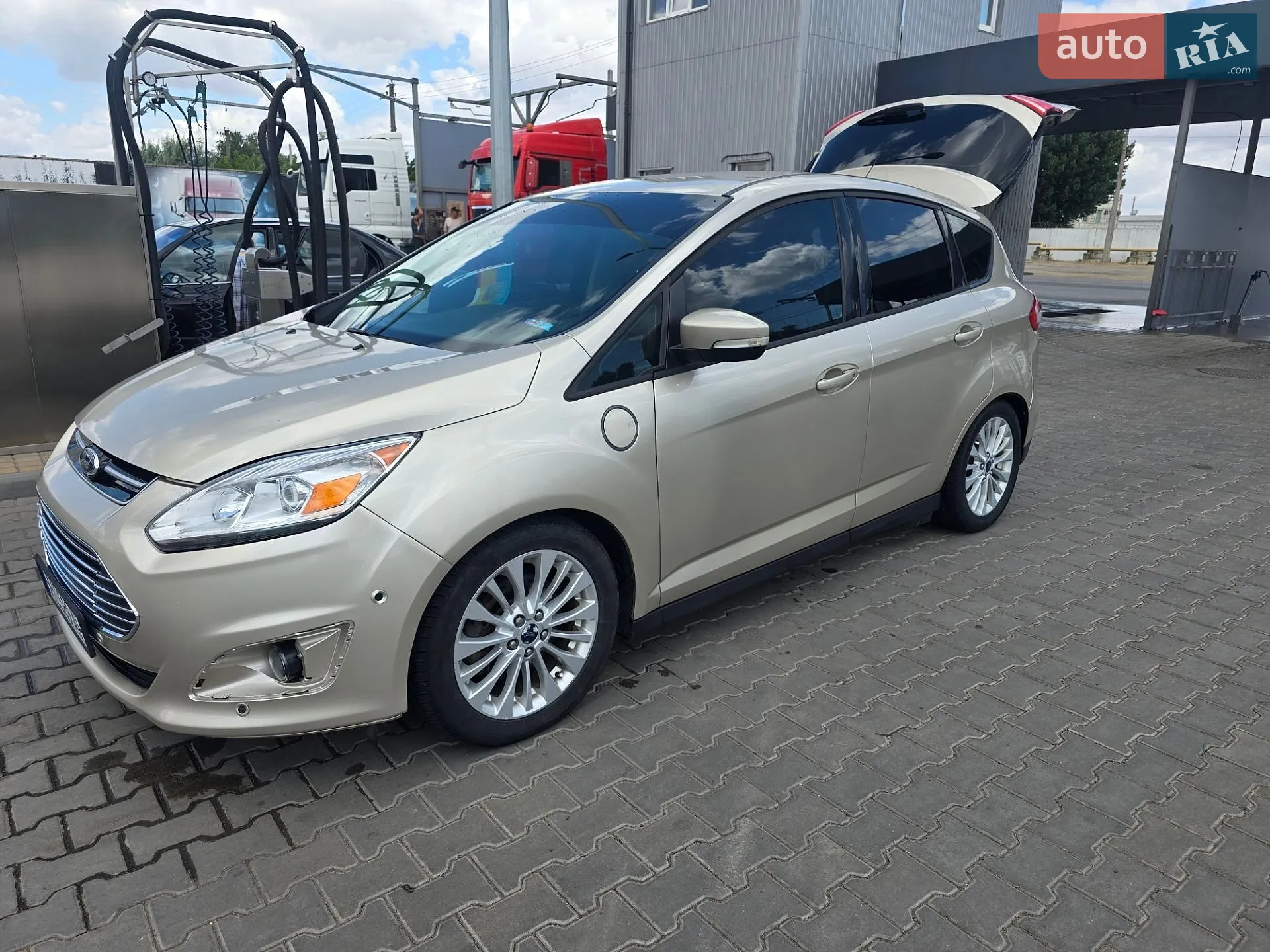 2017 Ford C-MAX - мініатюра 11