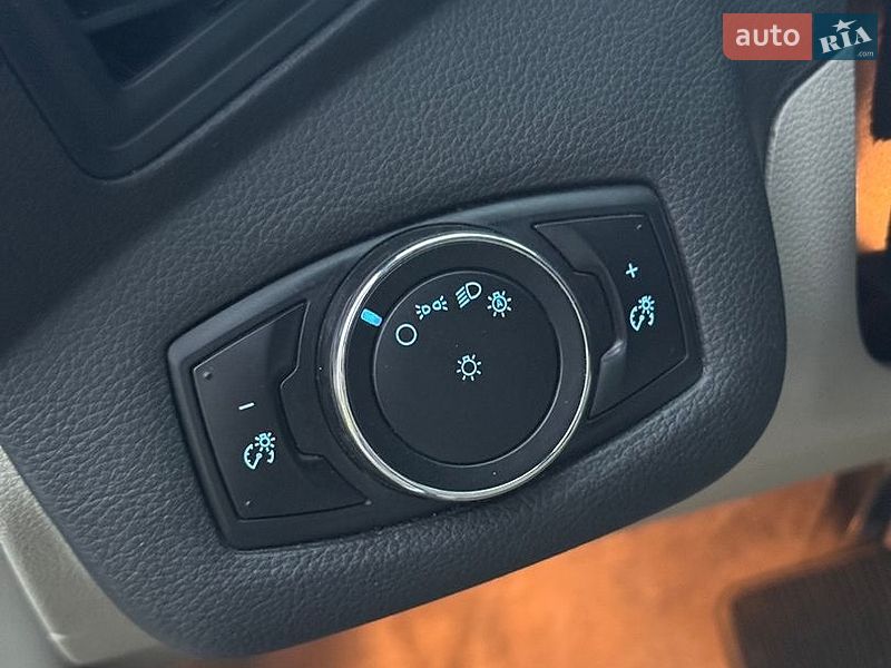 Мінівен Ford C-Max 2014 в Києві