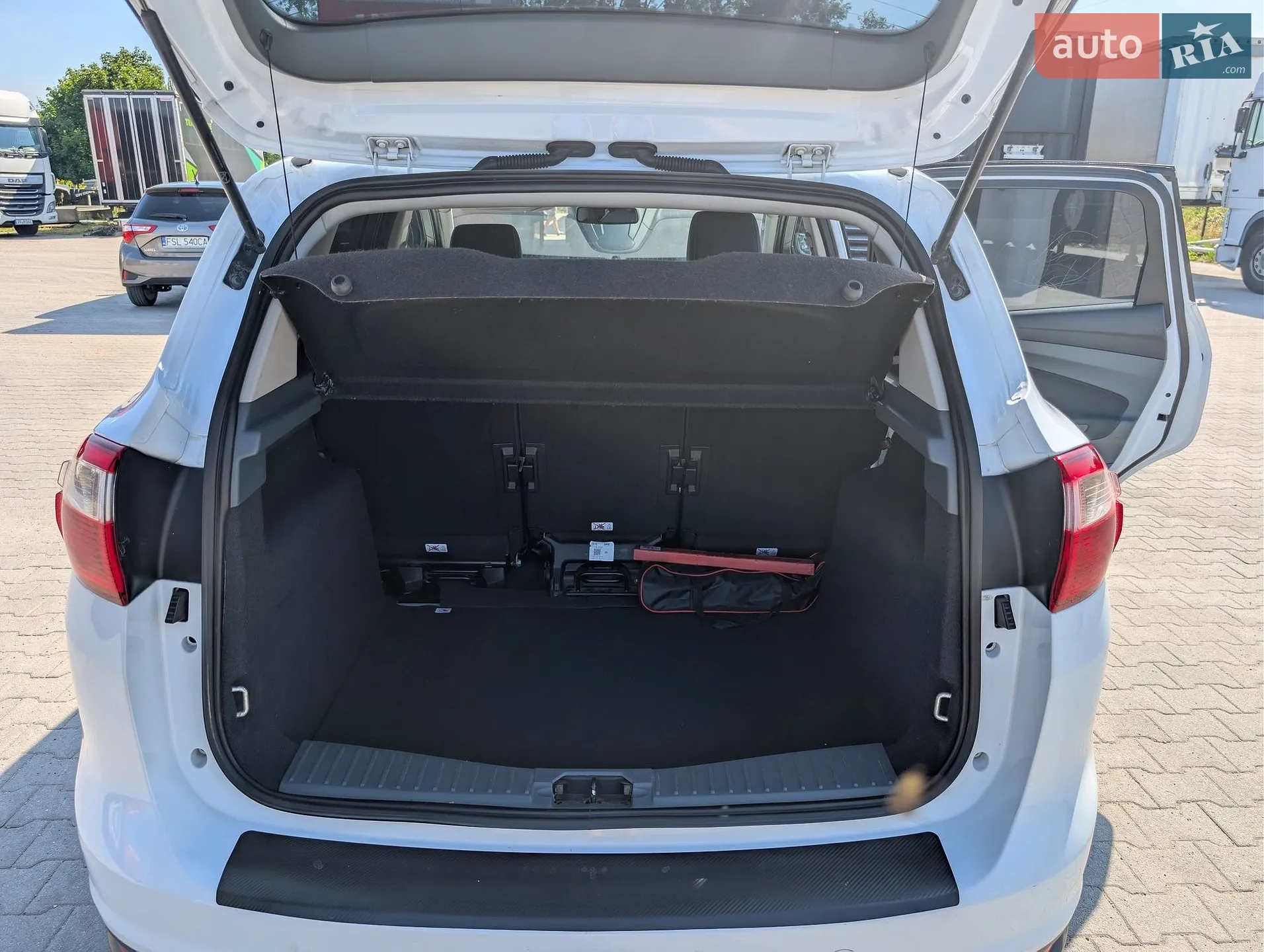 2012 Ford C-MAX - мініатюра 12