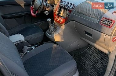 Минивэн Ford C-Max 2006 в Переяславе