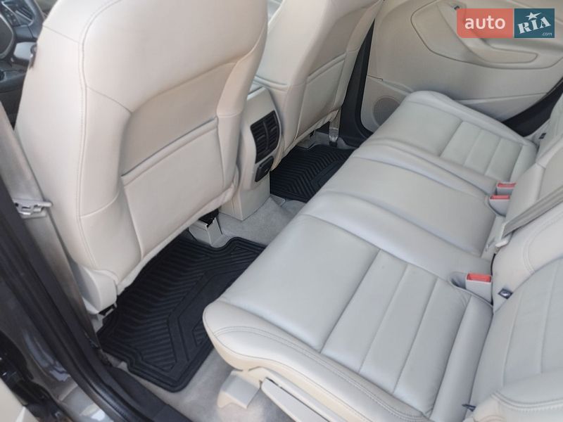 Мінівен Ford C-Max 2016 в Львові