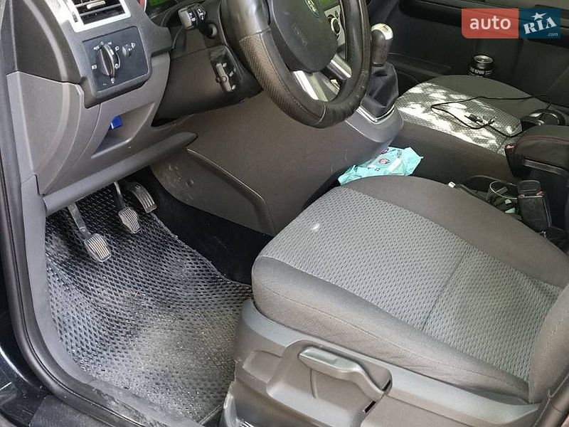 Минивэн Ford C-Max 2007 в Тячеве