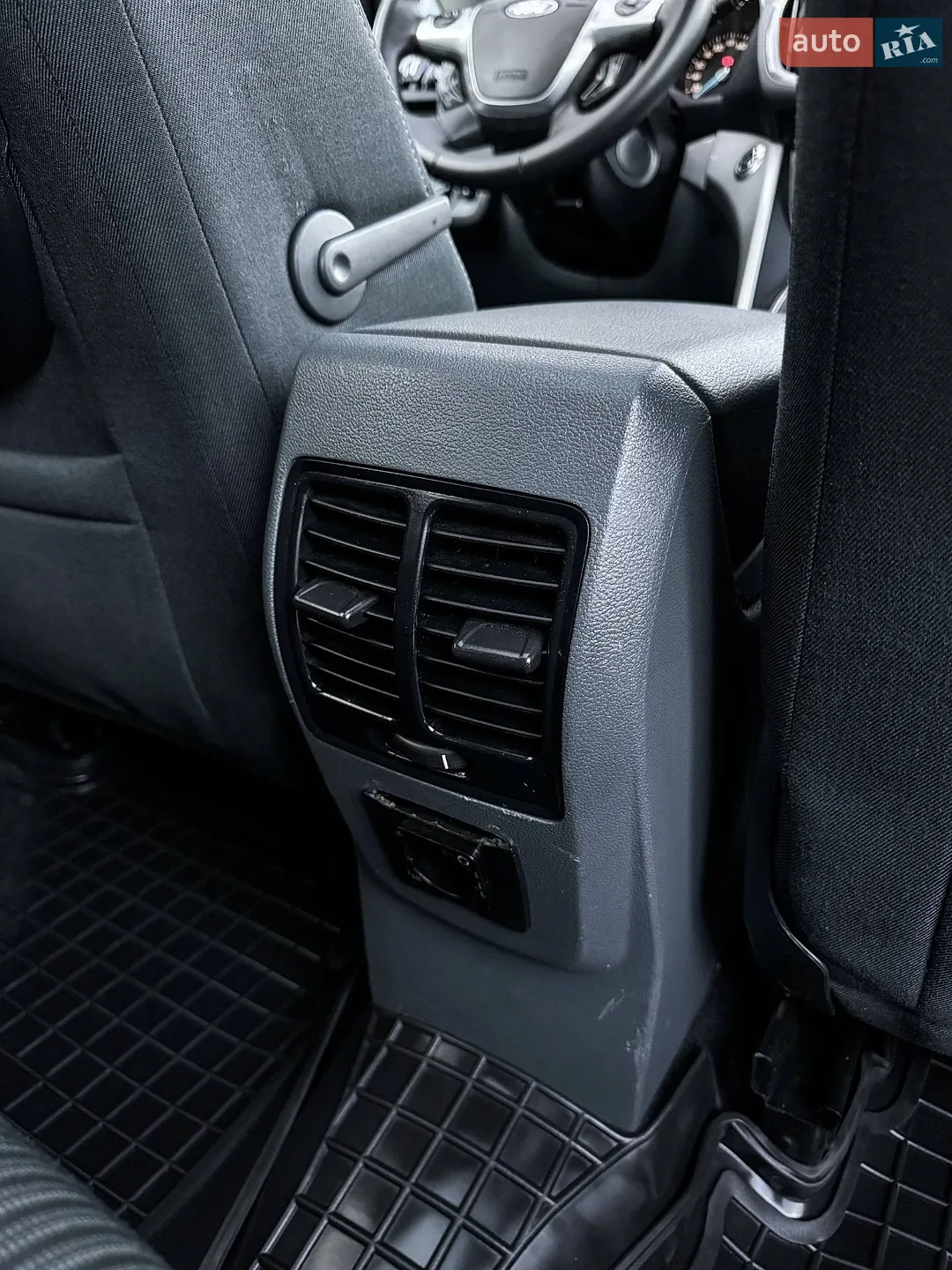 2012 Ford C-MAX - мініатюра 29