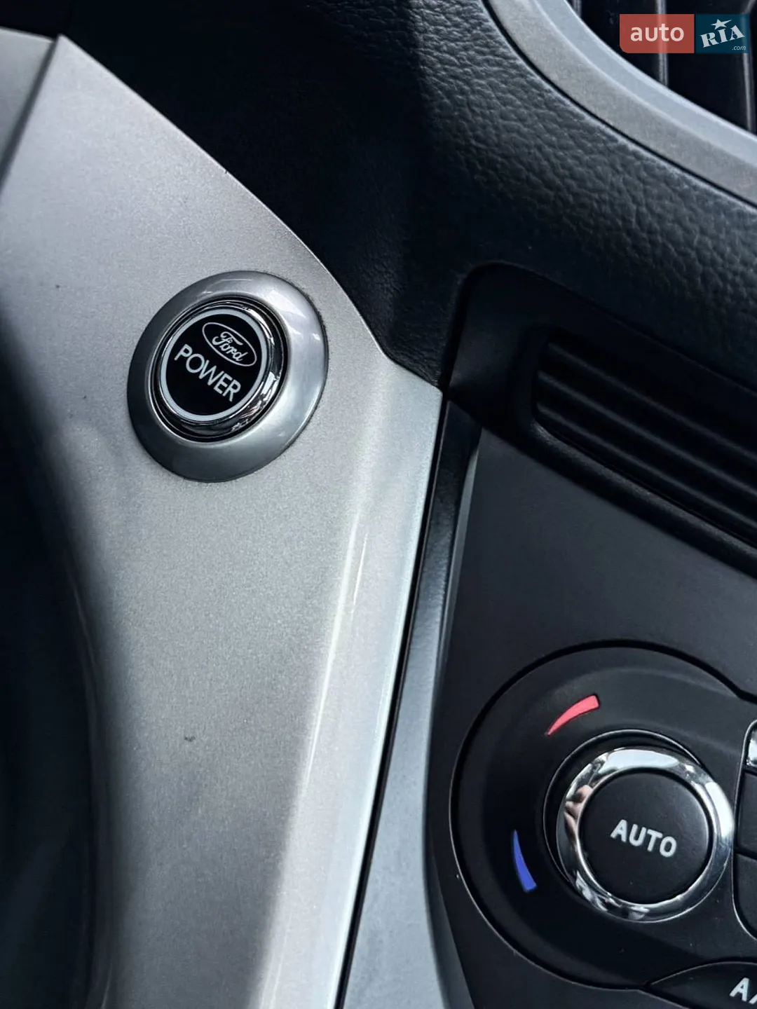 2012 Ford C-MAX - мініатюра 32