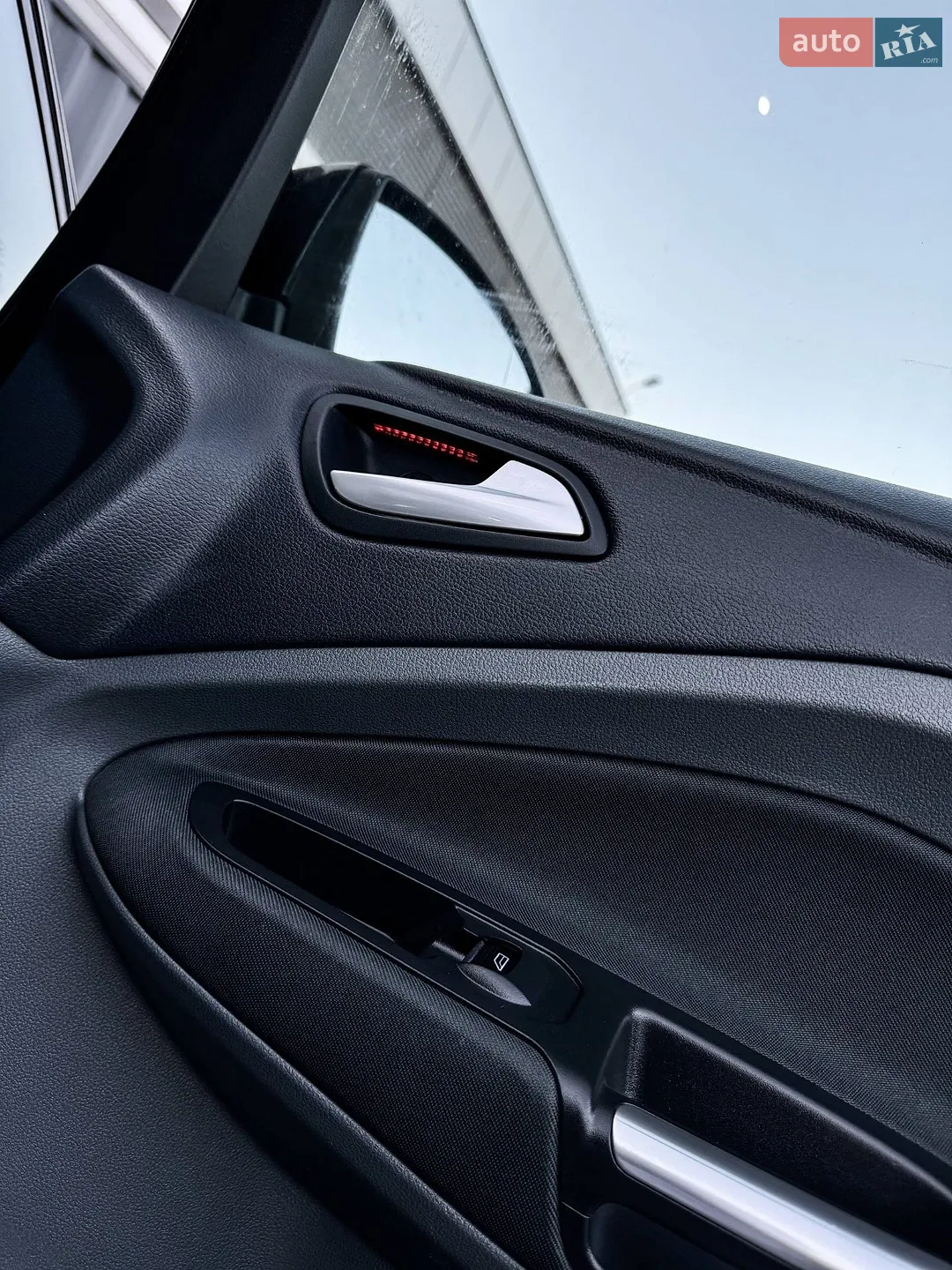 2012 Ford C-MAX - мініатюра 46