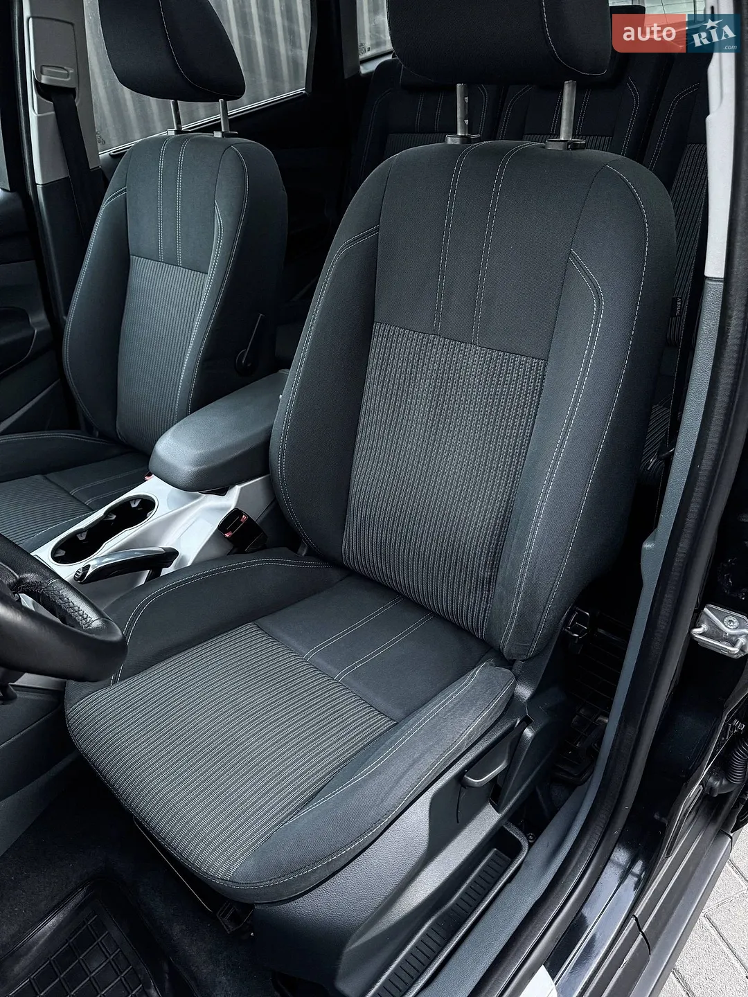 2012 Ford C-MAX - мініатюра 54