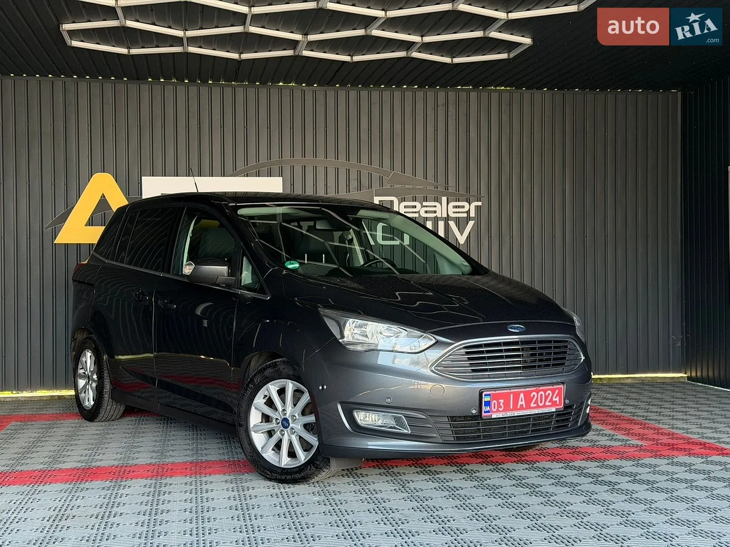 2015 Ford C-MAX - фото 1