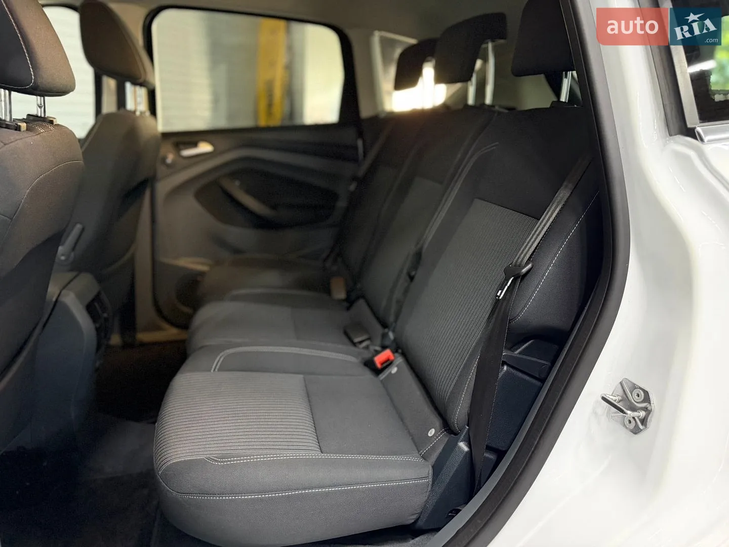 2015 Ford C-MAX - мініатюра 58
