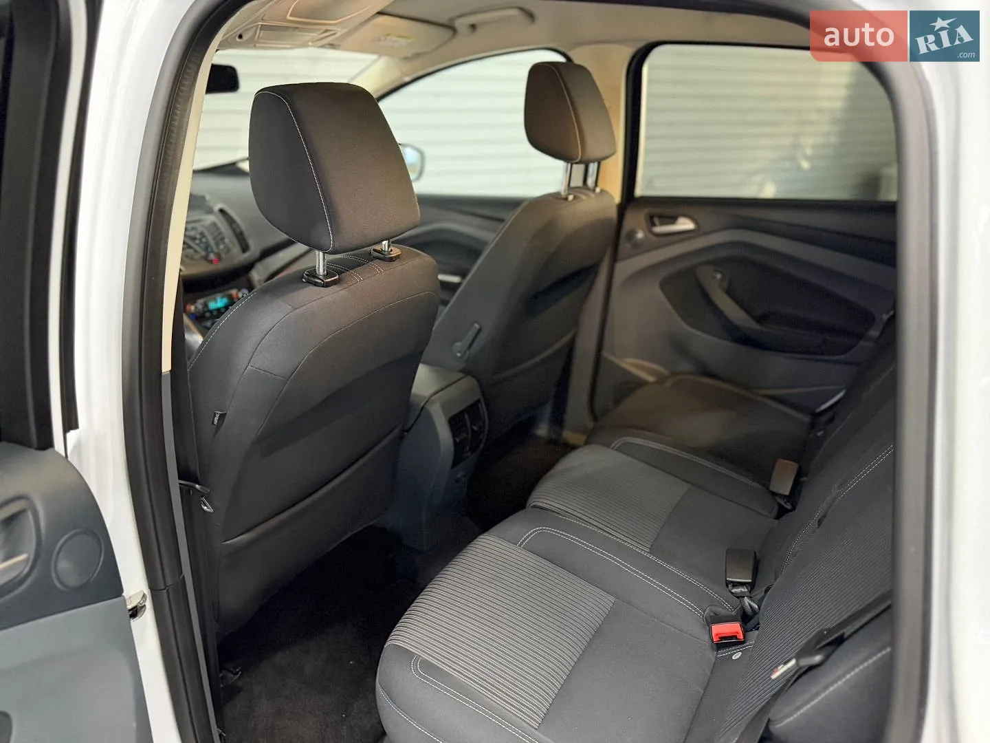 2015 Ford C-MAX - мініатюра 59