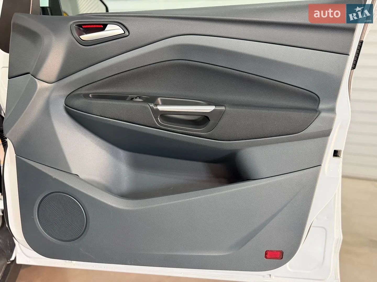 2015 Ford C-MAX - мініатюра 75