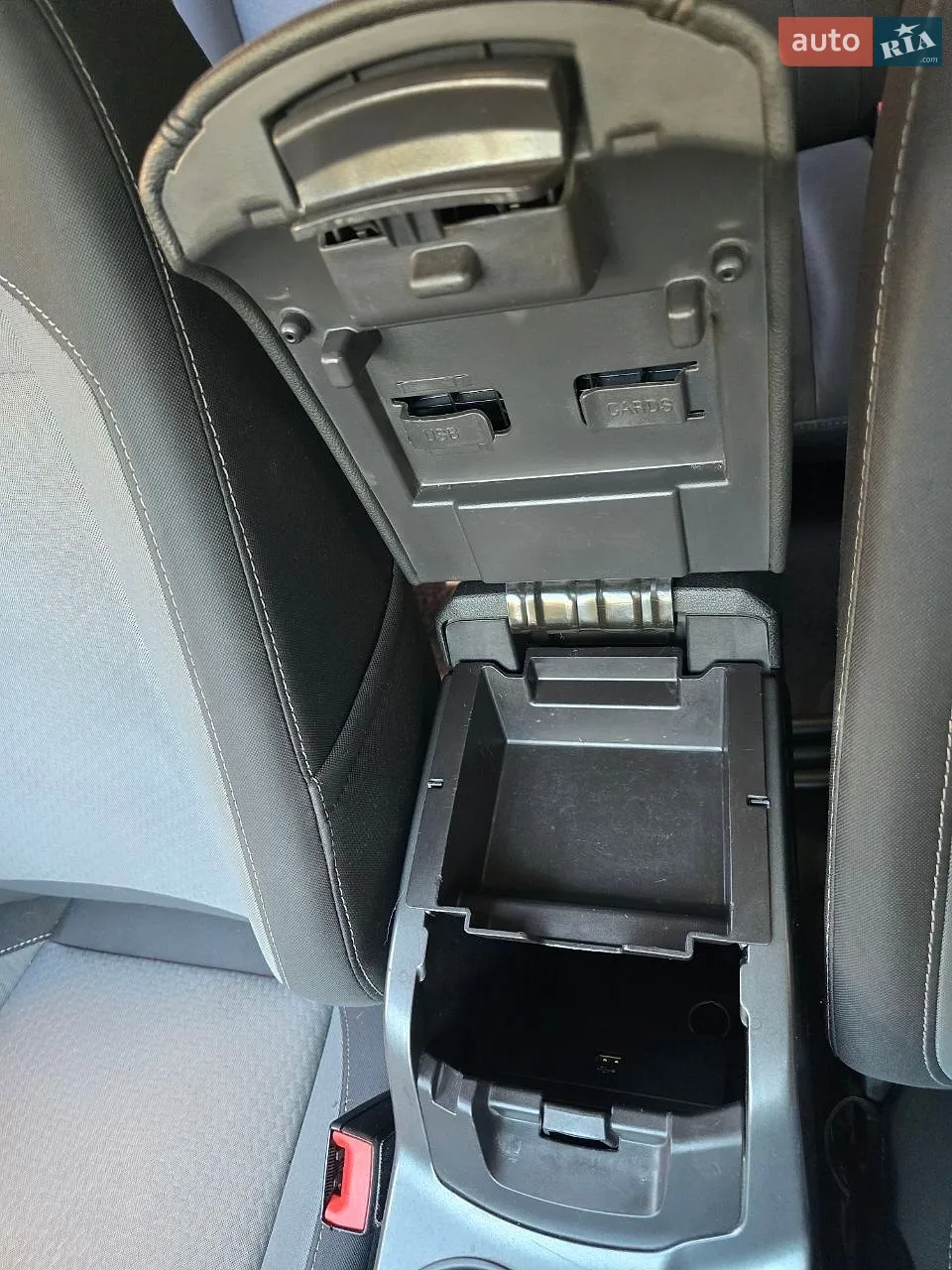 2016 Ford C-MAX - мініатюра 9